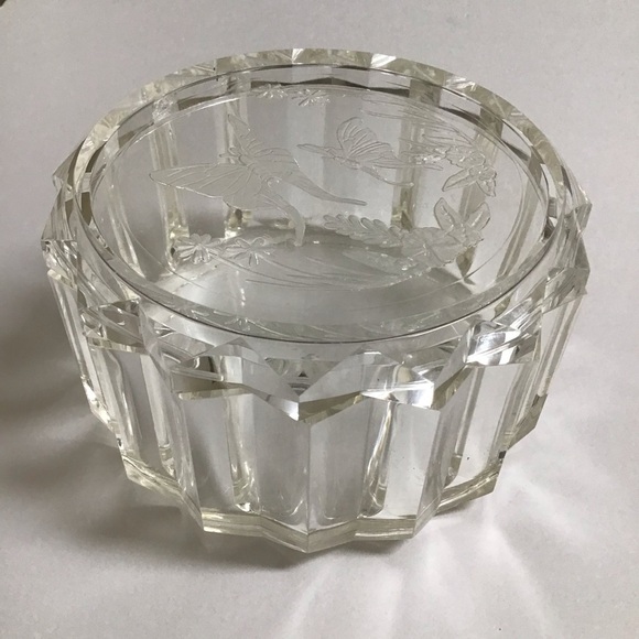 Lucite Acrylic Jewelry Box w/Lid Etched Butterfly Floral 70’s Boho Diamond Edge - Picture 2 of 13